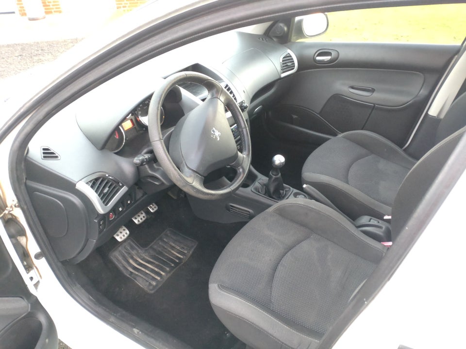 Peugeot 206+ 1,4 R Edition 5d