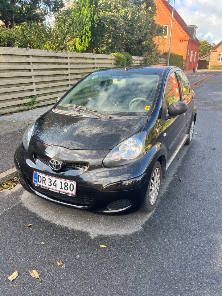 Toyota Aygo 1,0 Black 5d