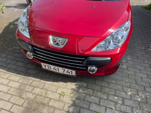 Peugeot 307 2,0 16V T6 CC aut. 2d