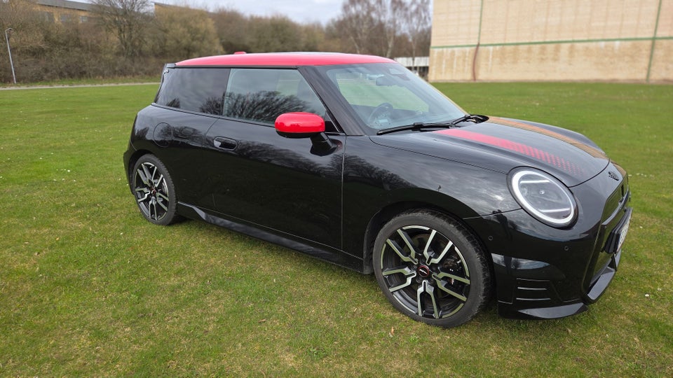MINI Cooper SE JCW Trim XL 3d