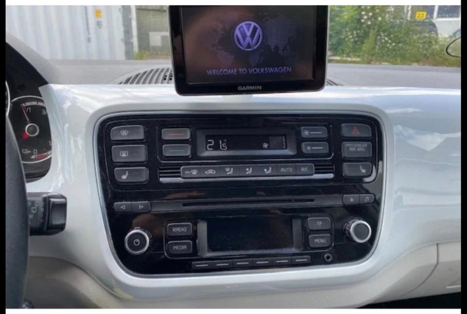 VW e-Up! High Up! 5d