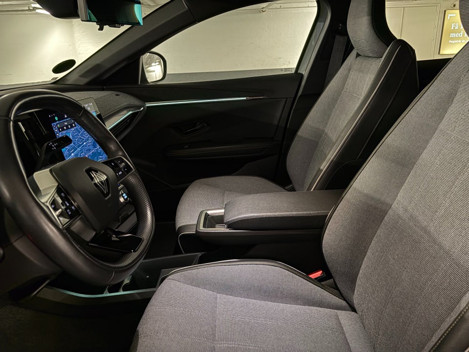 Renault Megane E-Tech 60 Techno 5d