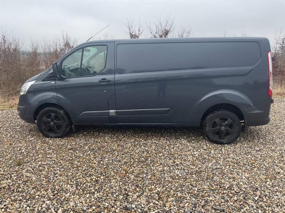 Ford Transit Custom 330L 2,2 TDCi 155 Ambiente Van 5d