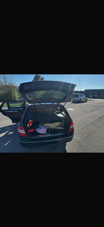 Mercedes C220 2,2 CDi stc. aut. 5d