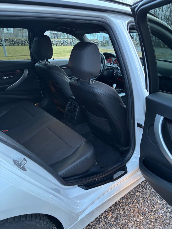 BMW 320d 2,0 Touring Sport Line aut. 5d