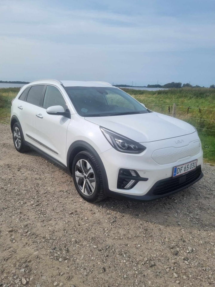 Kia e-Niro 64 Advance 5d