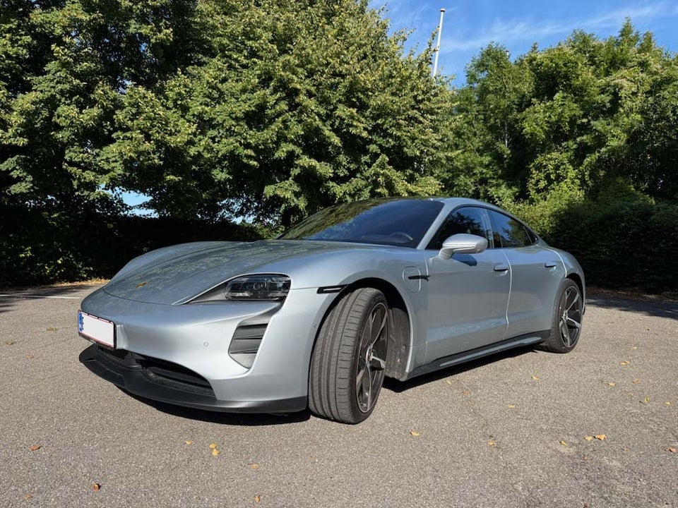 Porsche Taycan 4S Performance+ 4d