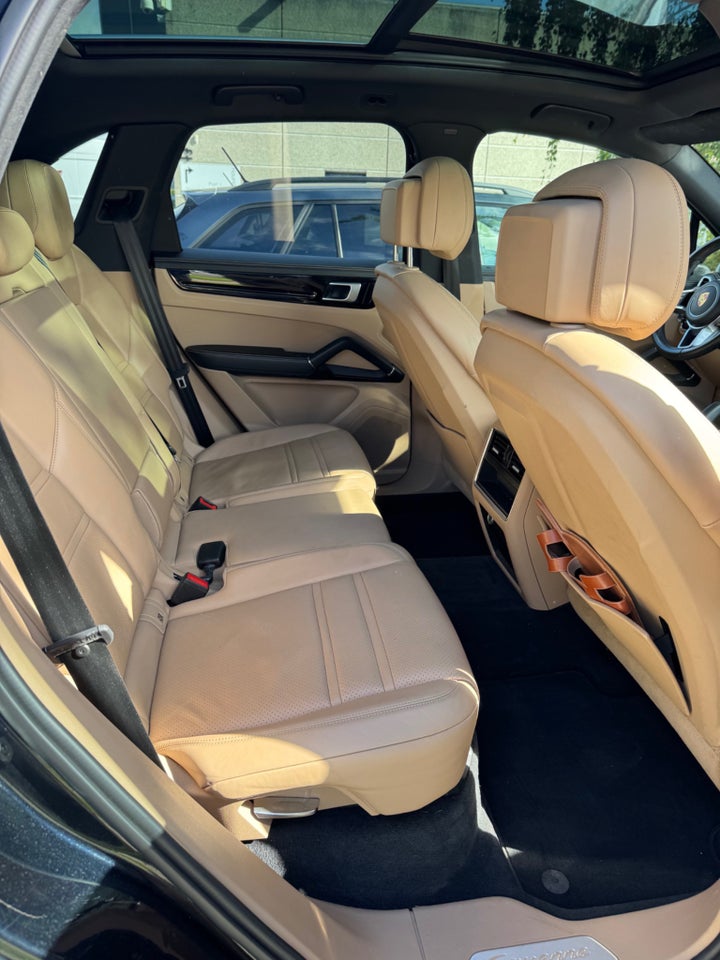 Porsche Cayenne 3,0 E-Hybrid Tiptr. 5d