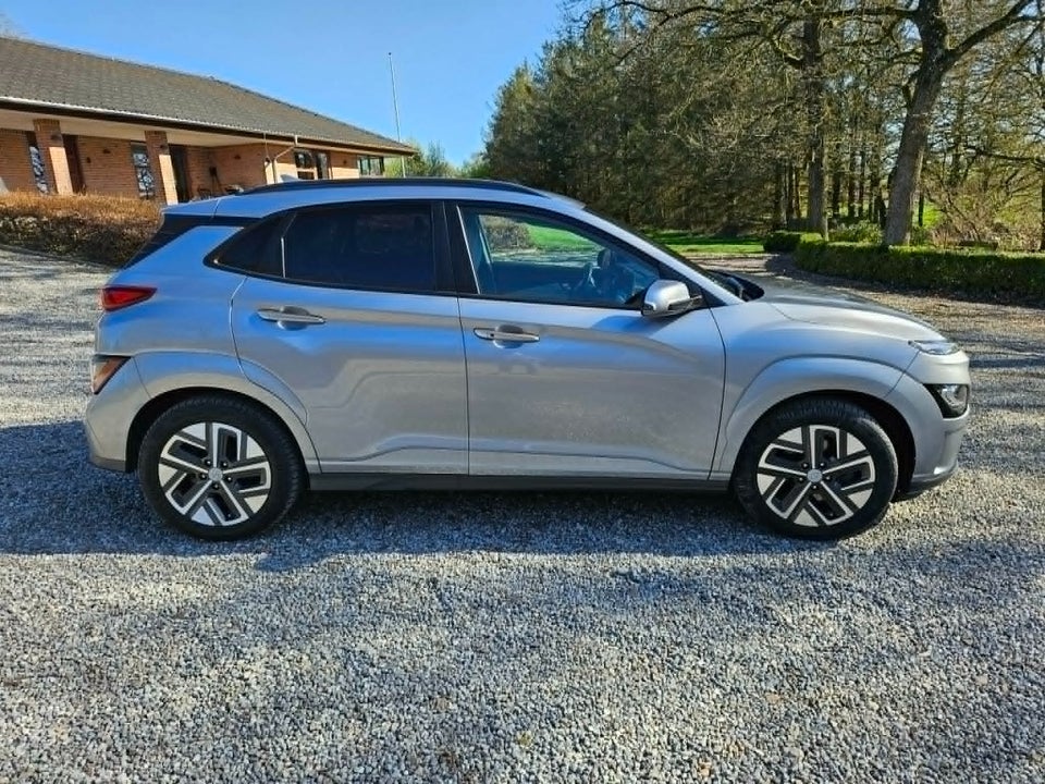 Hyundai Kona 64 EV Advanced Premium 5d