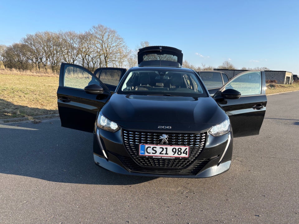 Peugeot 208 1,2 PureTech 100 Allure+ 5d