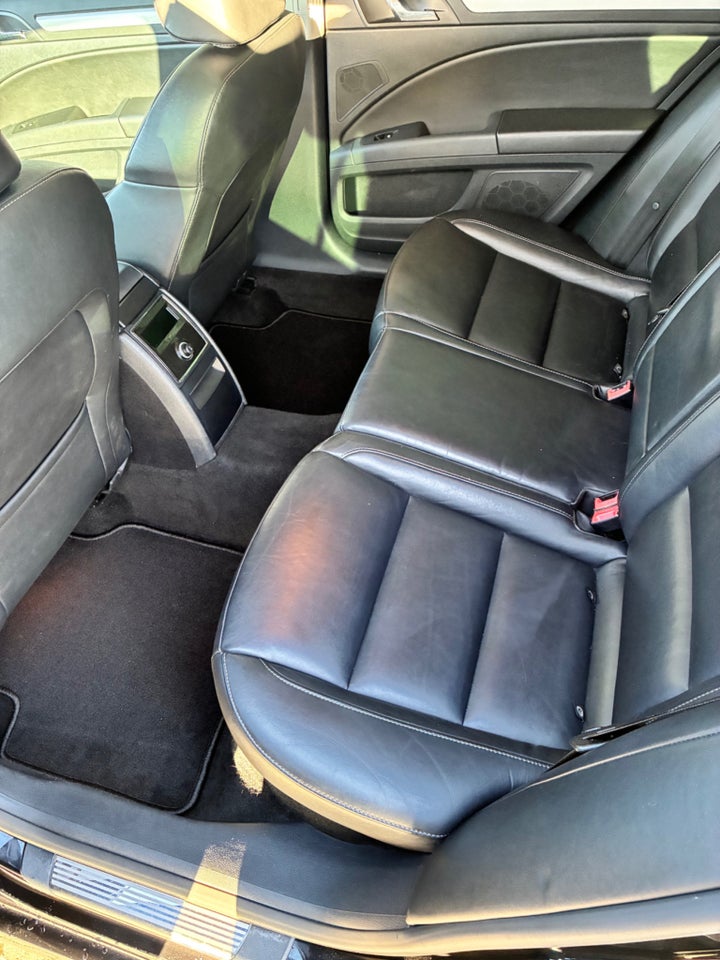 Skoda Superb 2,0 TDi 140 Ambition Combi DSG 5d