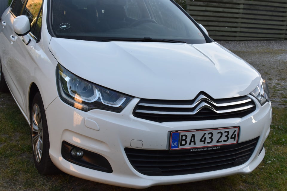 Citroën C4 1,6 BlueHDi 100 Feel Complet 5d