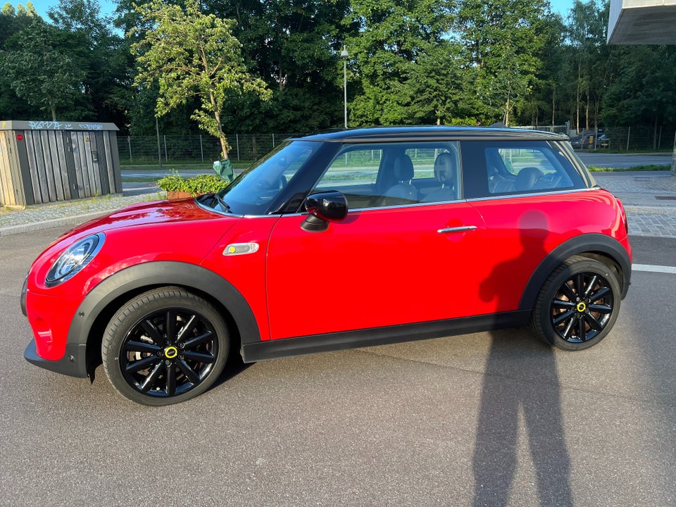 MINI Cooper SE Maximise 3d