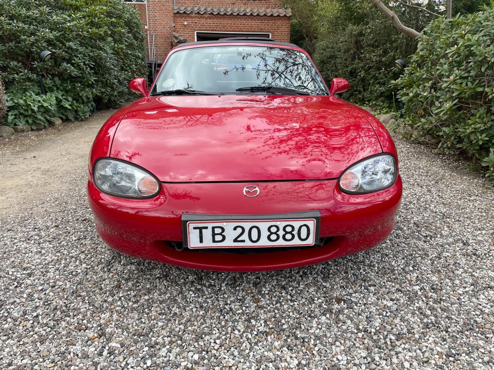 Mazda MX-5 1,8  2d