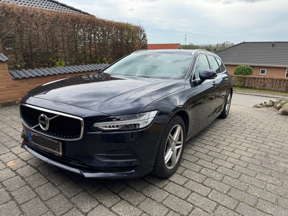 Volvo V90 2,0 D3 150 Momentum aut. 5d