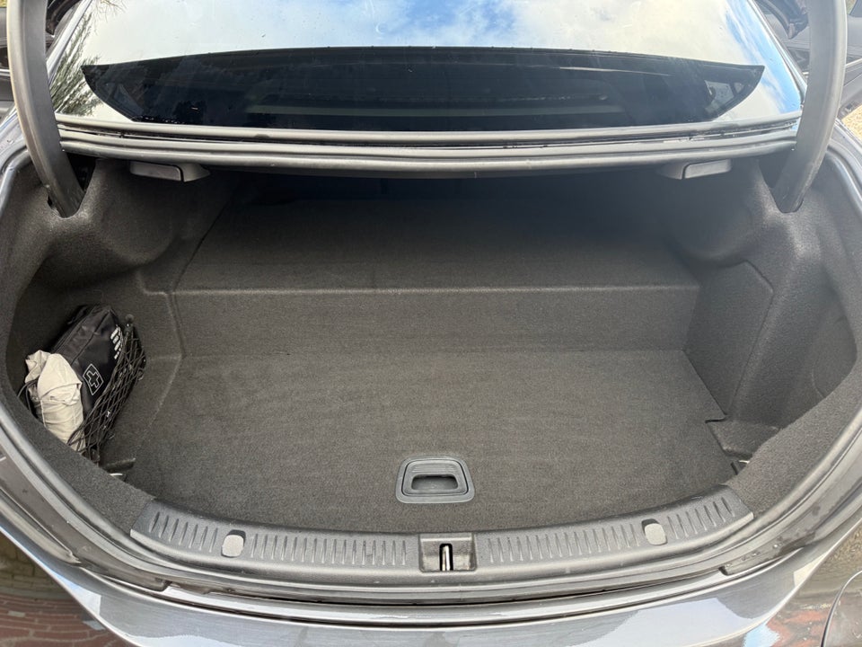 Mercedes E300 de 2,0 AMG Line aut. 4d