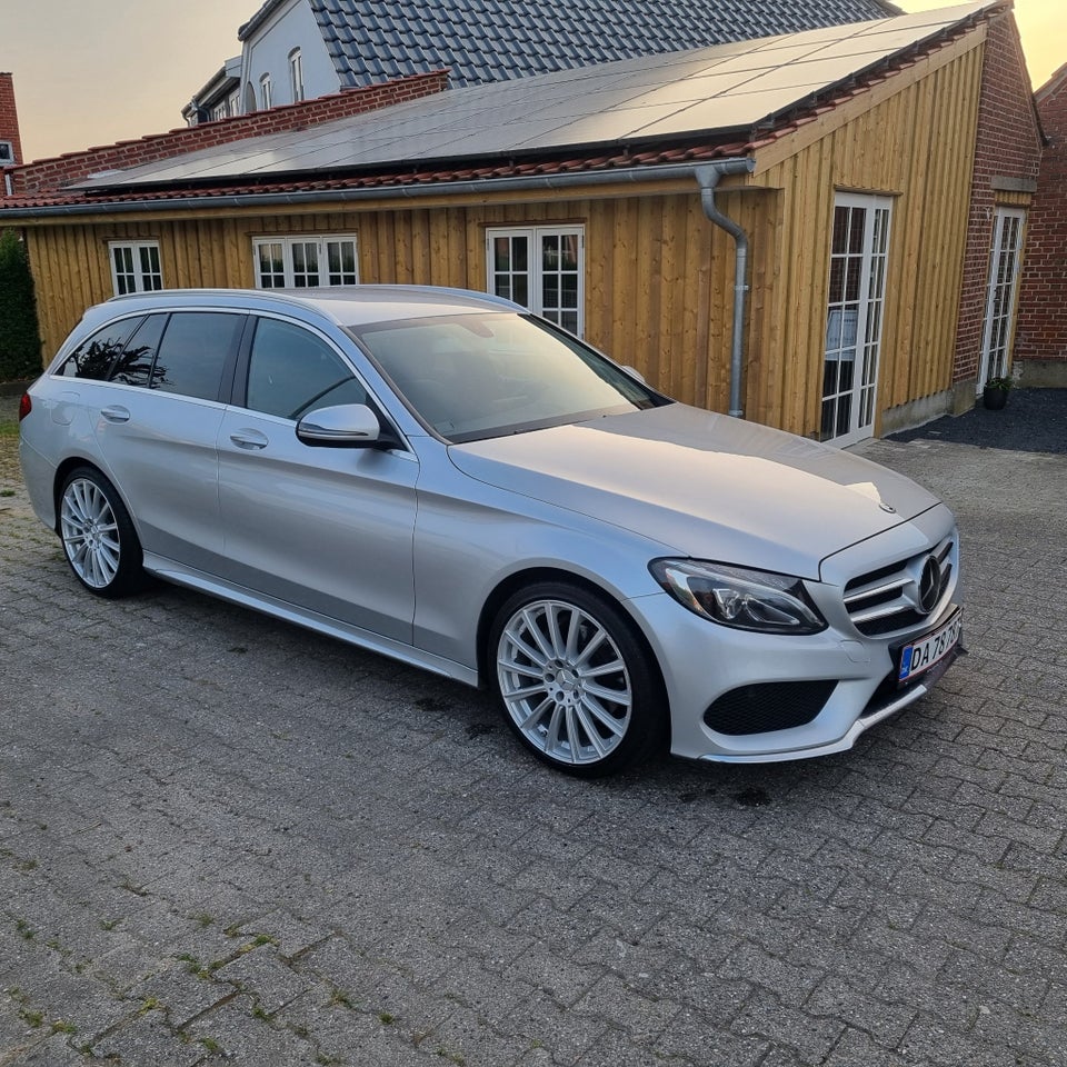 Mercedes C220 d 2,2 AMG Line stc. aut. 5d