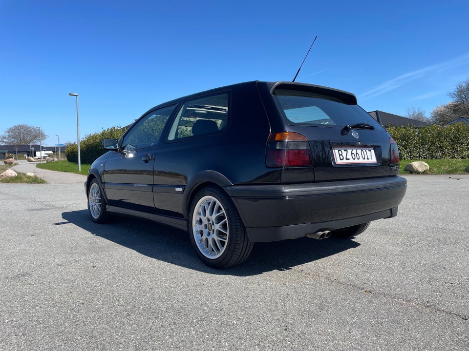 VW Golf III 2,0 GL aut. 5d
