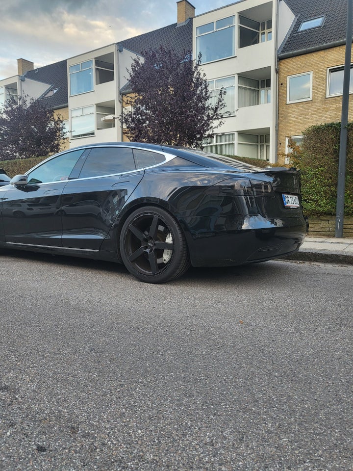 Tesla Model S 75 5d
