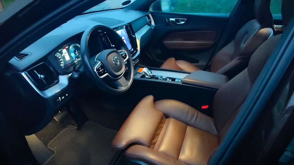 Volvo XC60 2,0 T6 ReCharge Inscription aut. AWD 5d