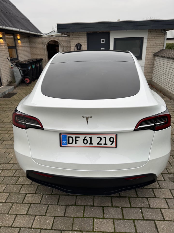 Tesla Model Y Long Range AWD 5d