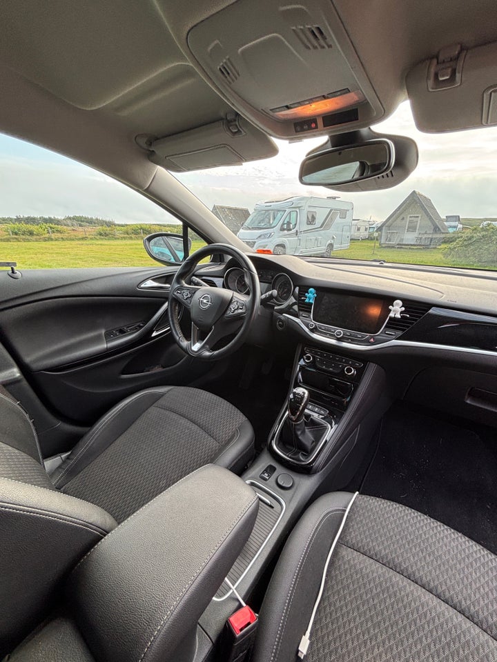 Opel Astra 1,6 CDTi 136 Innovation Sports Tourer 5d