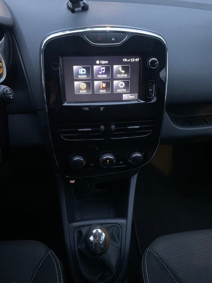 Renault Clio IV 0,9 TCe 90 Dynamique Sport Tourer 5d