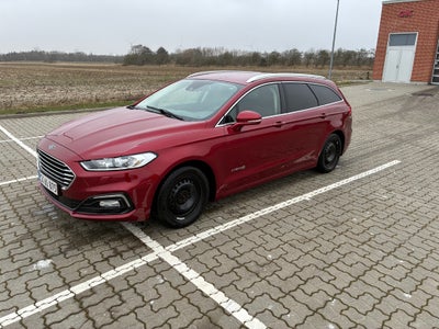 Ford Mondeo 2,0 HEV Titanium stc. CVT 5d