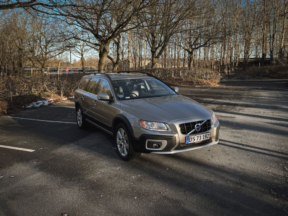 Volvo XC70 2,0 D3 163 Summum aut. 5d