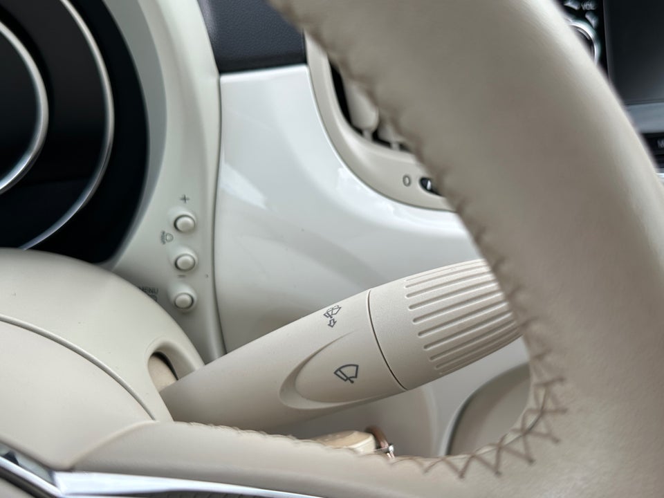 Fiat 500C 0,9 TwinAir 80 Lounge 2d