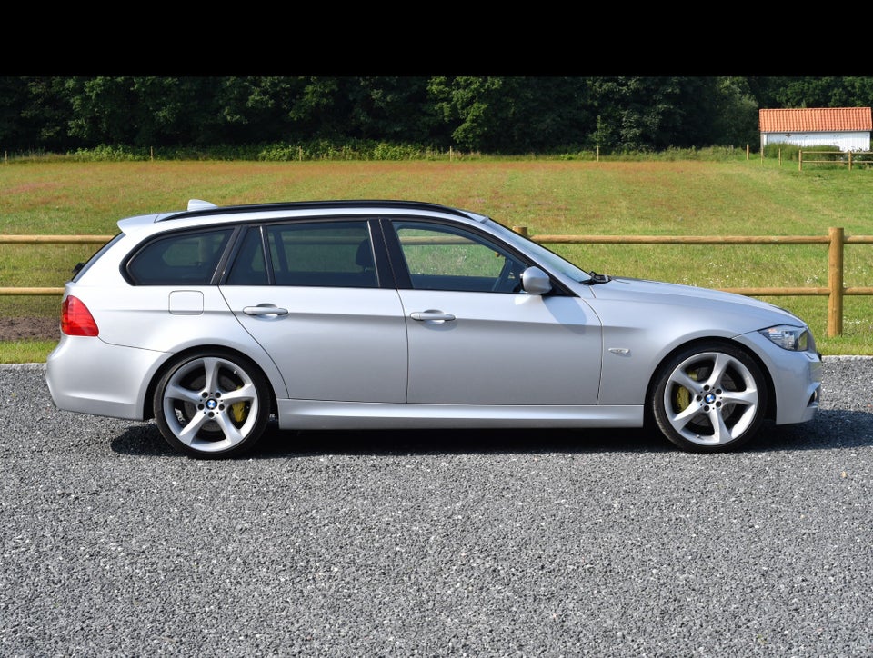 BMW 325i 3,0 Touring Steptr. 5d