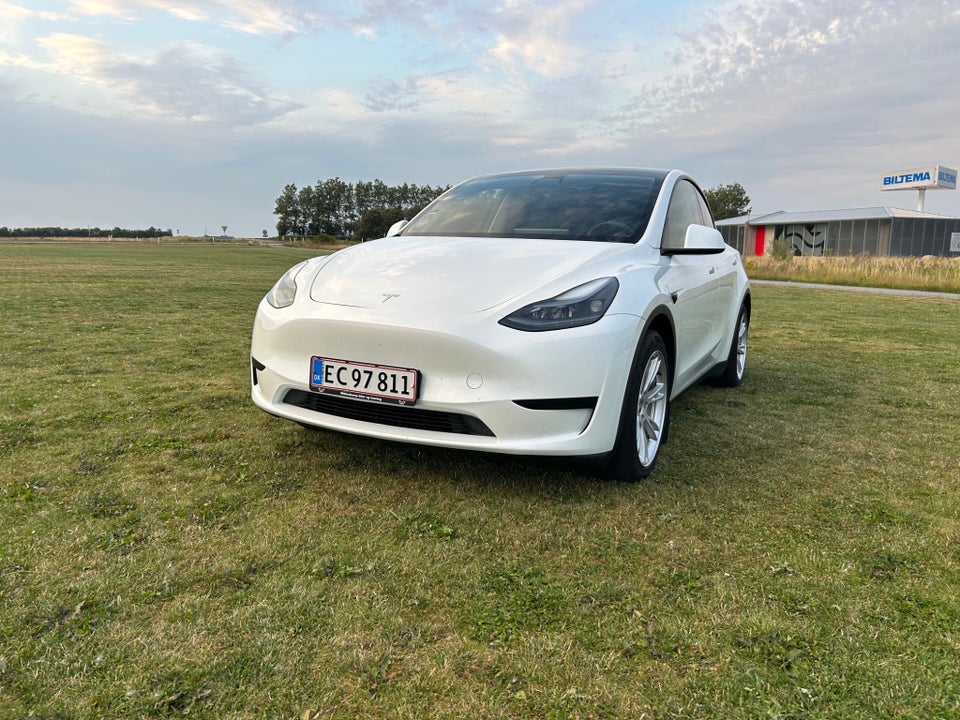 Tesla Model Y RWD 5d