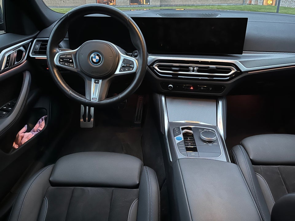 BMW i4 eDrive35 Charged 5d