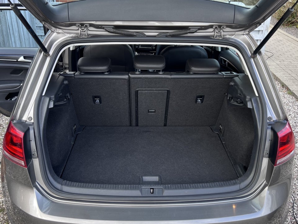 VW Golf VII 1,4 TSi 122 Highline BMT 5d