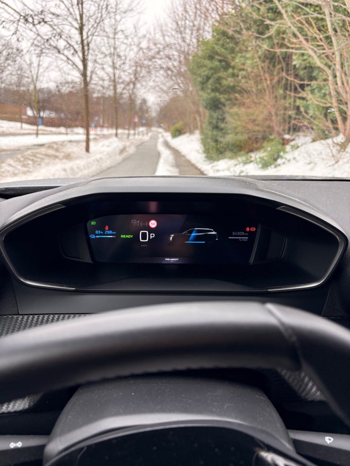 Peugeot e-2008 54 Allure 5d