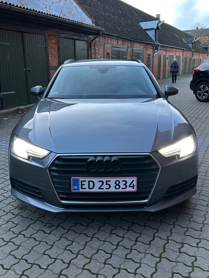 Audi A4 2,0 TDi 150 Avant S-tr. 5d