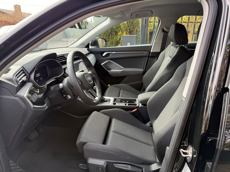 Audi Q3 45 TFSi e Attitude plus Sportback S-tr. 5d