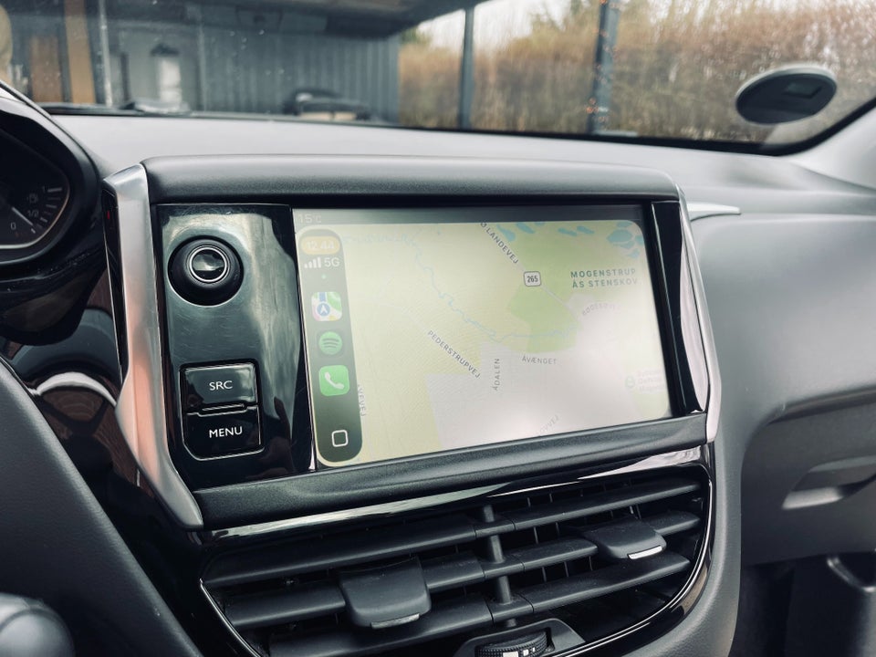 Peugeot 208 1,6 BlueHDi 100 Allure Sky 5d