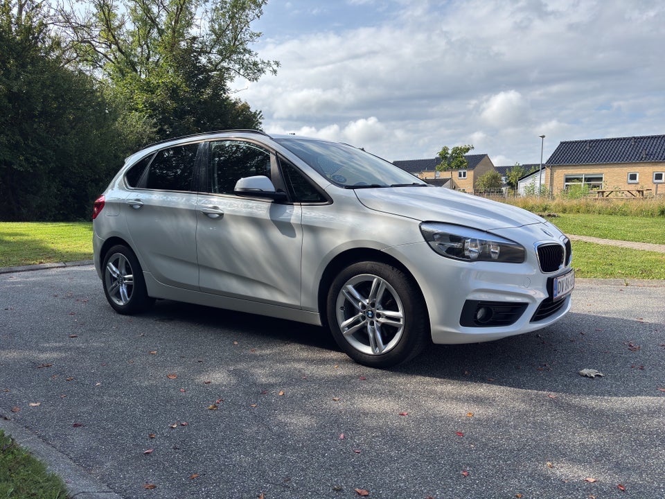 BMW 218i 1,5 Active Tourer Advantage 5d