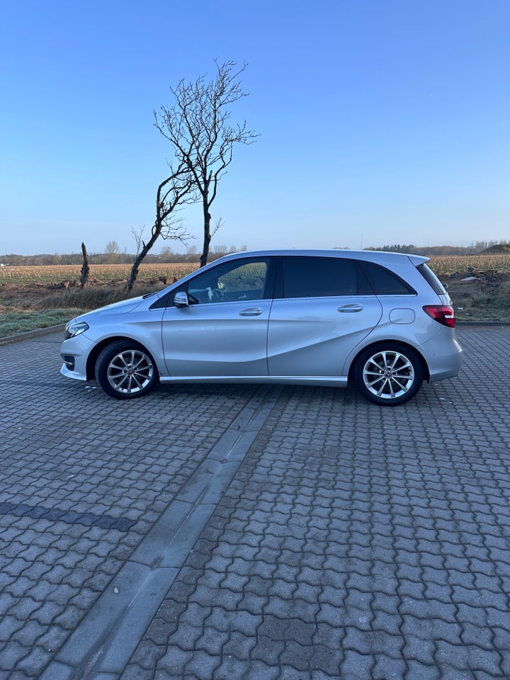 Mercedes B200 d 2,2 Business aut. 5d