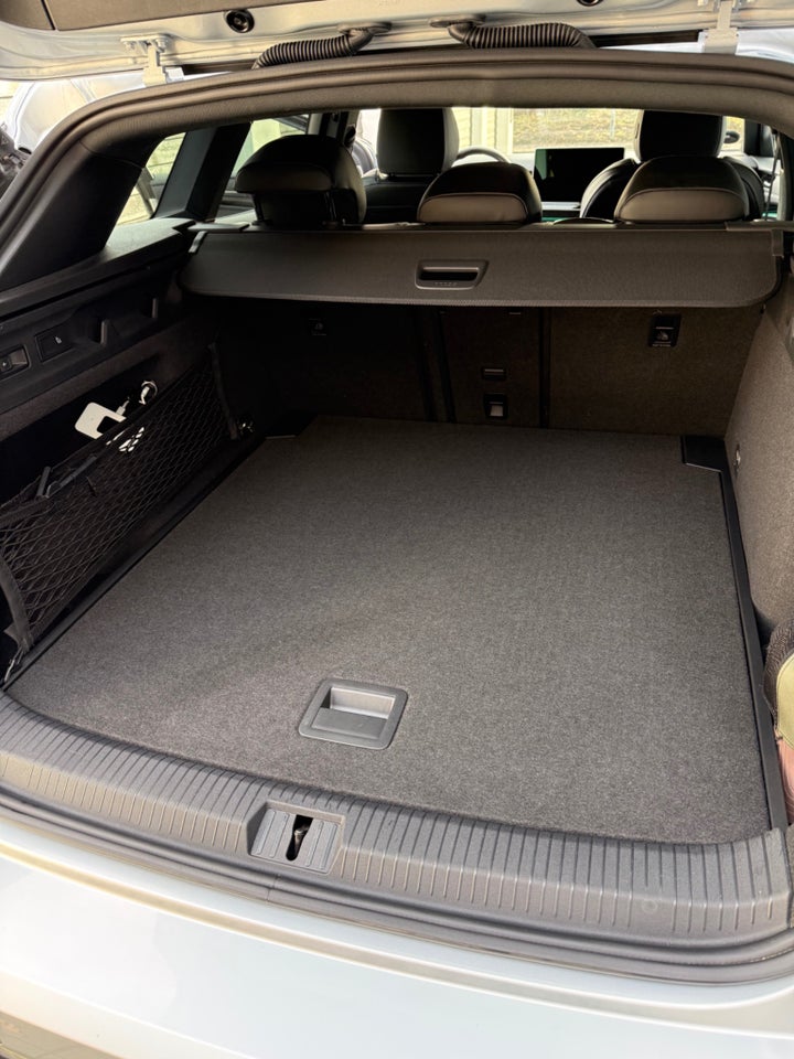 VW ID.7 77 Style+ Tourer 5d