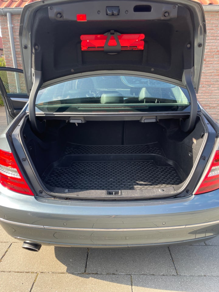 Mercedes C220 2,2 CDi Avantgarde aut. BE 4d