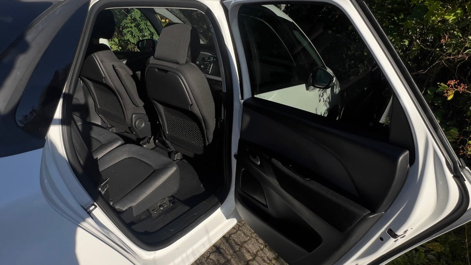 Citroën C4 SpaceTourer 1,6 BlueHDi 120 Iconic 5d