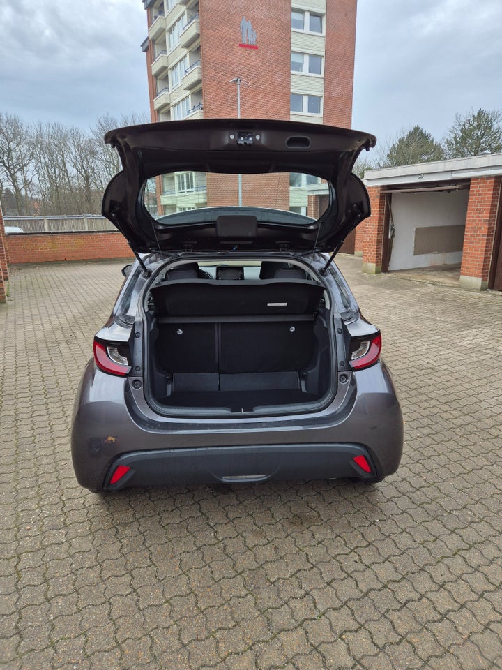 Mazda 2 1,5 Hybrid Pure CVT 5d