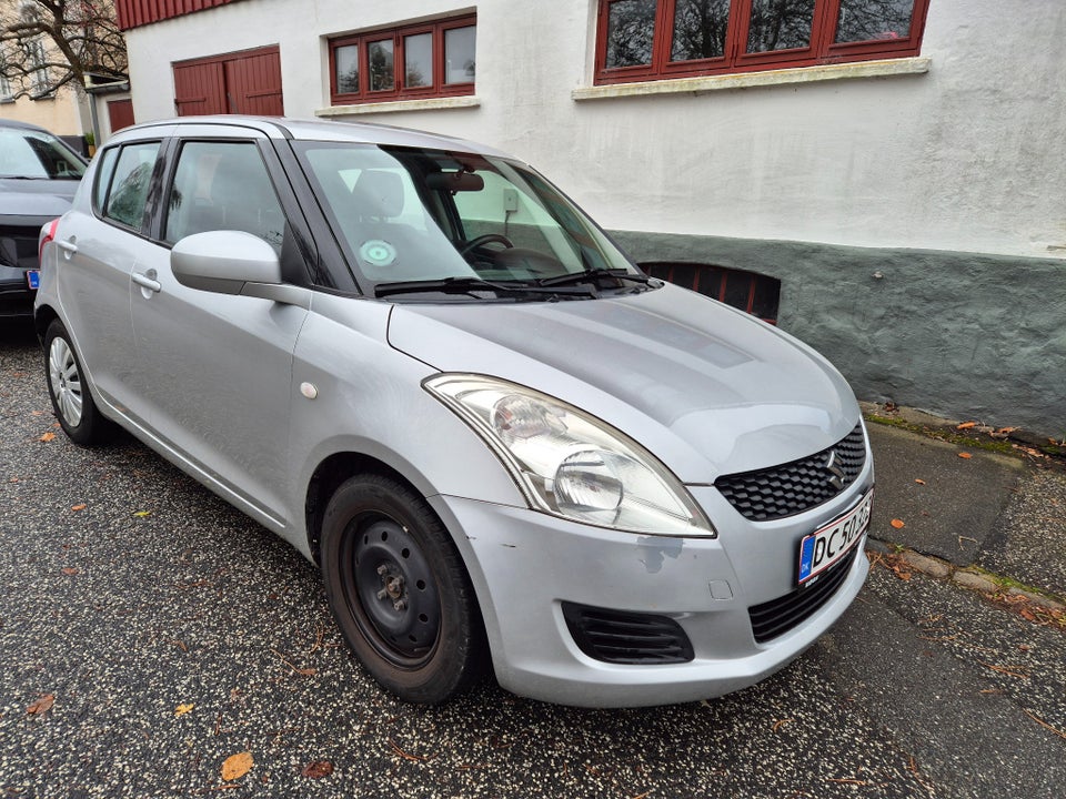 Suzuki Swift 1,2 Cool 5d