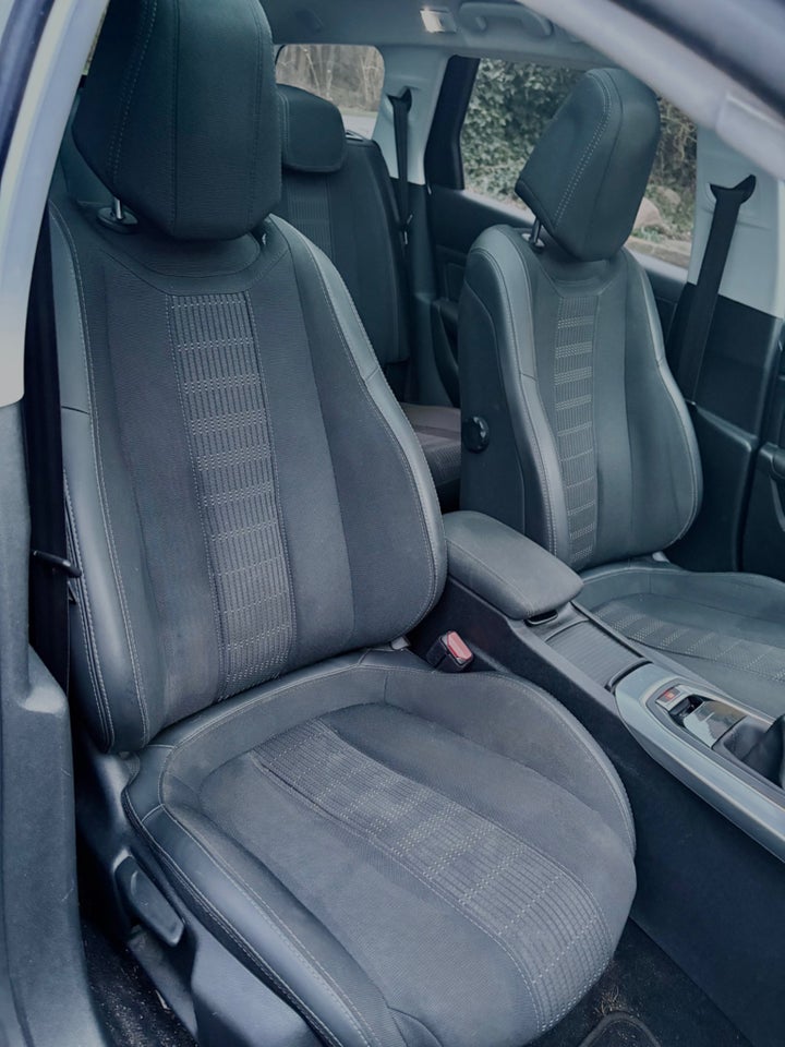 Peugeot 308 1,5 BlueHDi 130 Allure+ Sky SW 5d