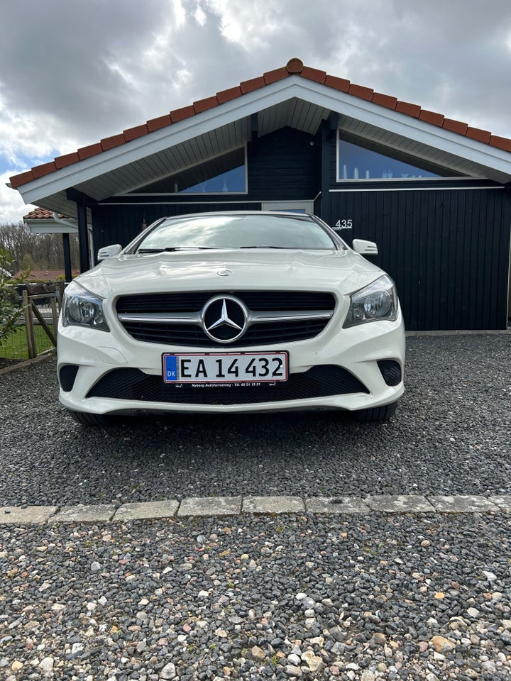 Mercedes CLA220 2,2 CDi Executive Coupé aut. 4d