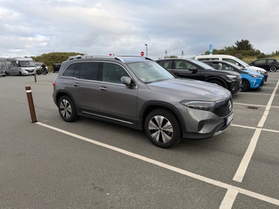 Mercedes EQB300  Progressive 4Matic 5d