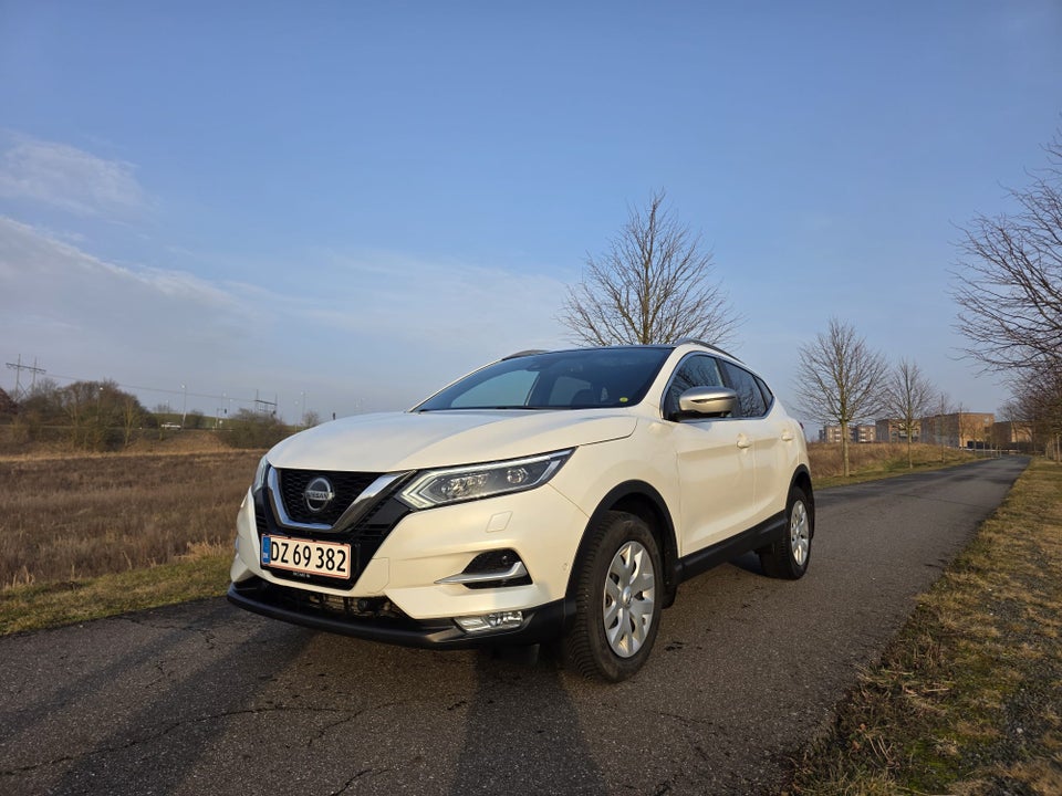 Nissan Qashqai 1,6 dCi 130 Tekna X-tr. 5d