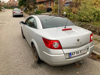 Renault Megane II 2,0 Dynamique CC 2d